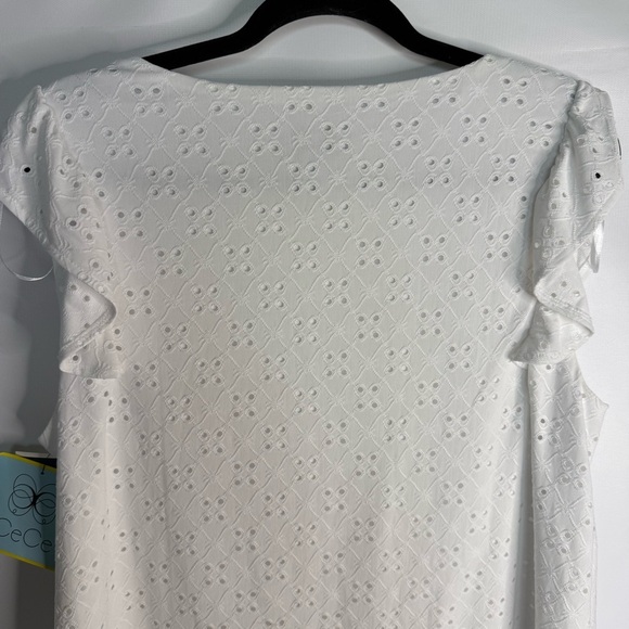NEW CeCe Women’s White Eyelet Ruffle top cap sleeves size large. Fully lined - Picture 3 of 11